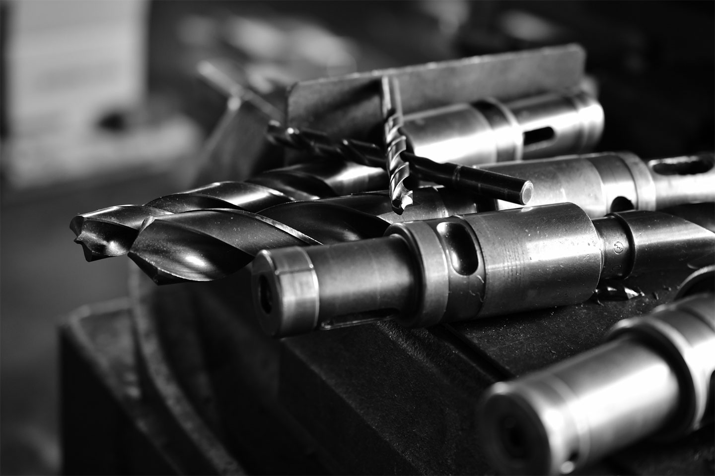 精密機械加工に使用される金属部品